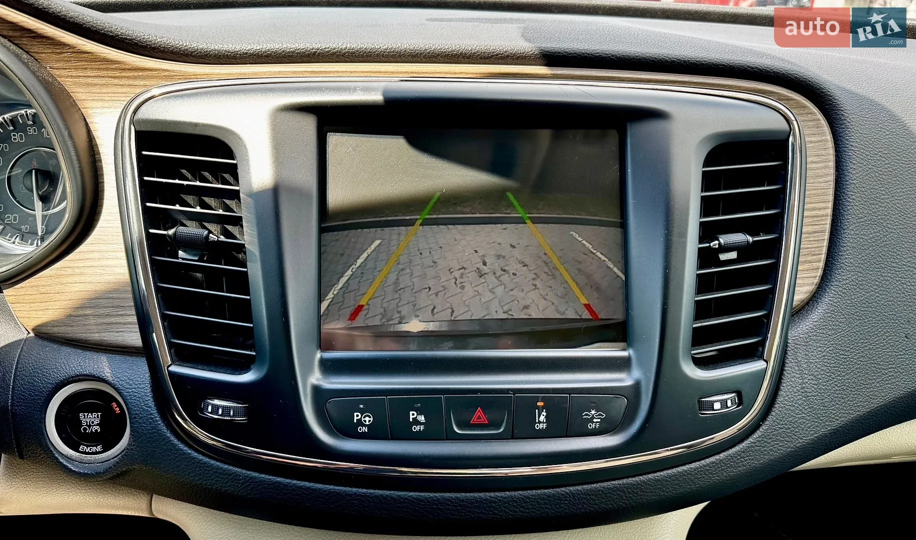 2014 Chrysler 200 - мініатюра 8