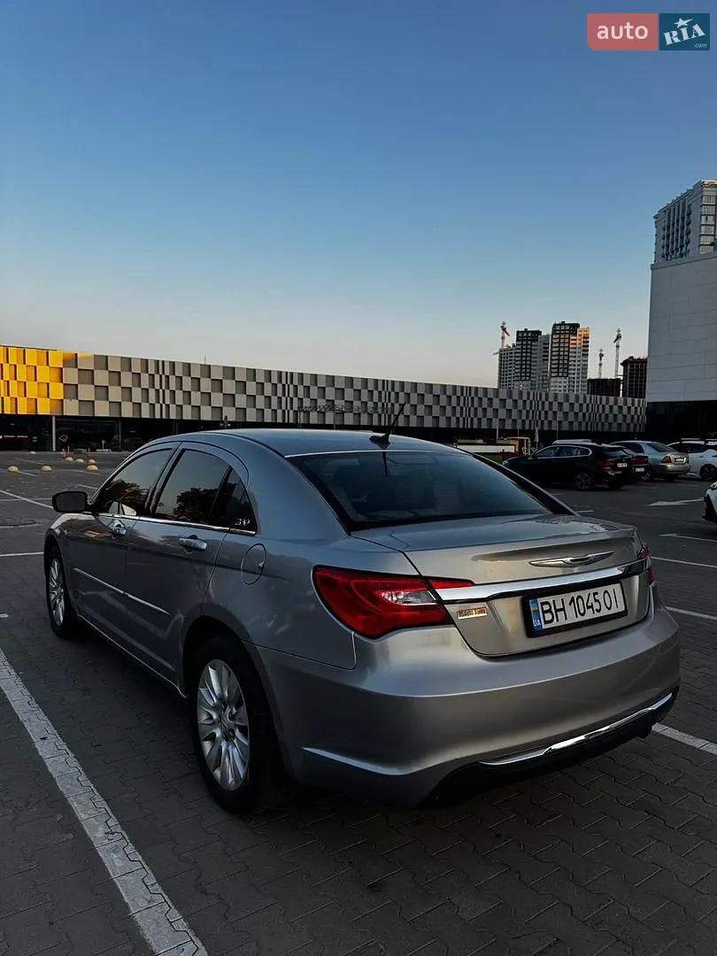 2014 Chrysler 200 - мініатюра 5