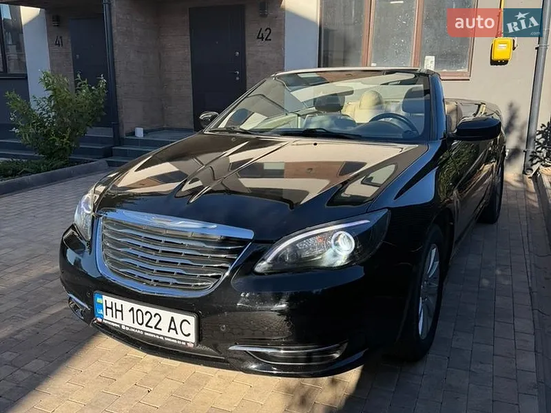 Chrysler 200 2012