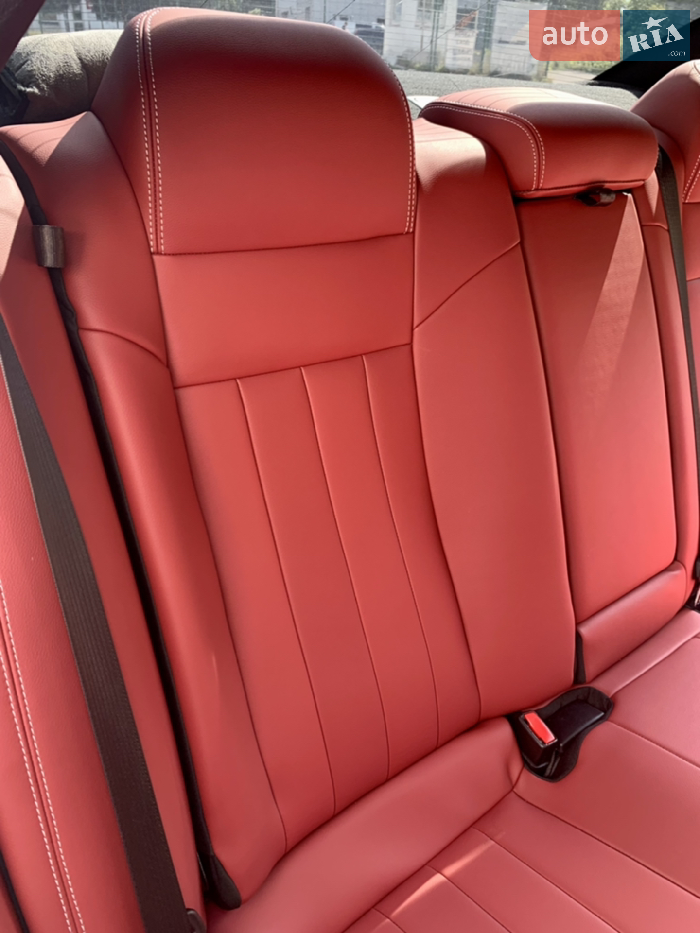 2018 Chrysler 300 - мініатюра 39