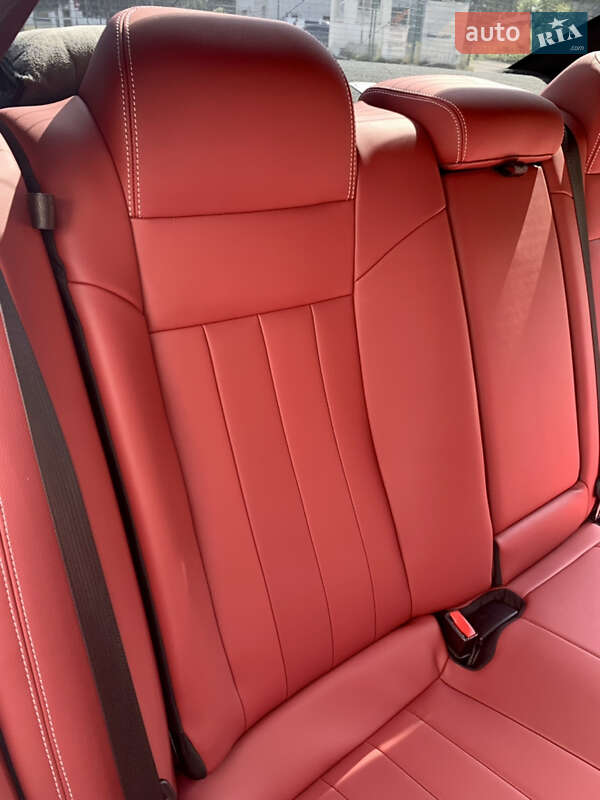 Седан Chrysler 300 S 2018 в Тернополе фото 39 Седан Chrysler 300 S 2018 в Тернополе