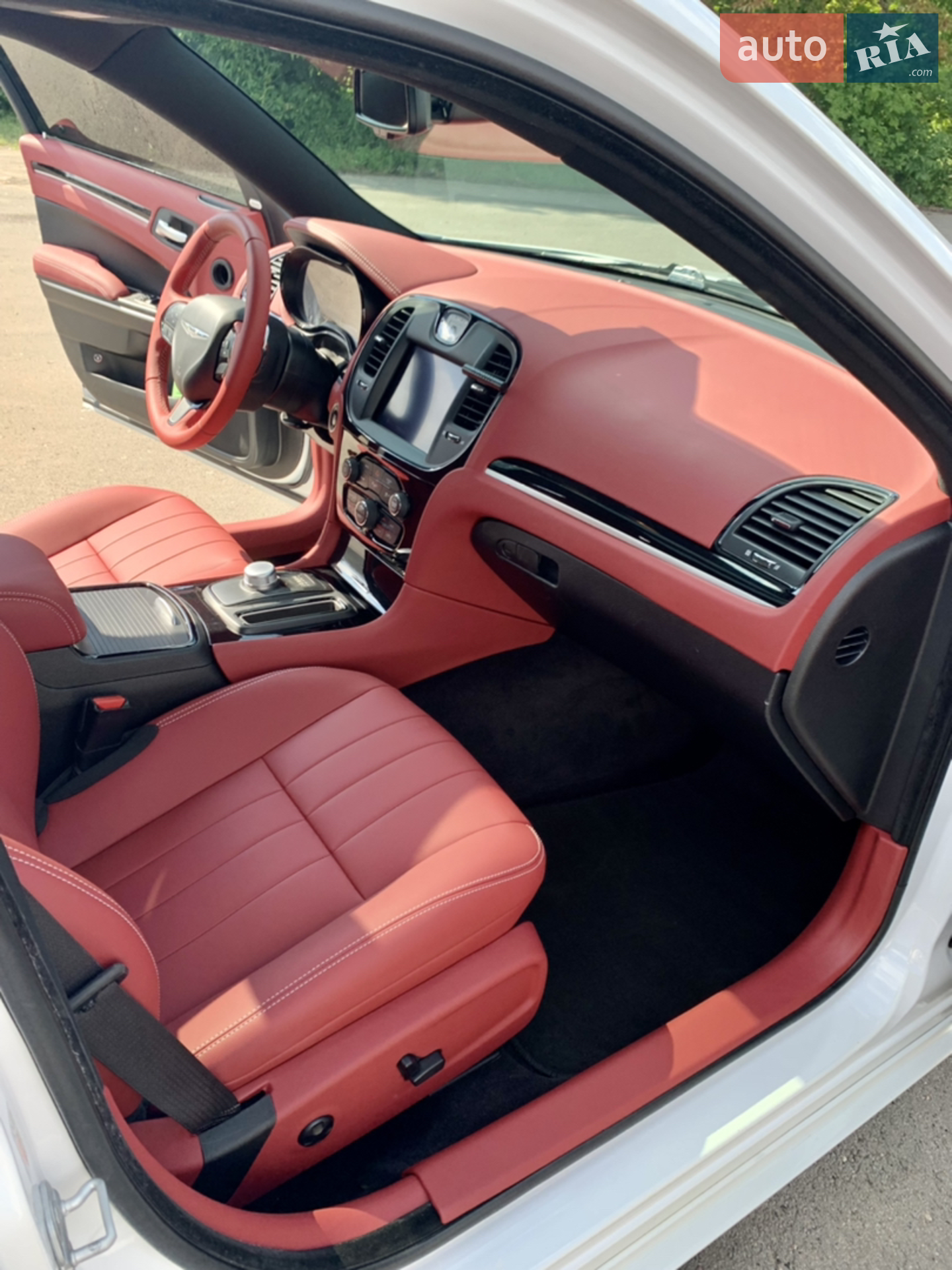2018 Chrysler 300 - мініатюра 41
