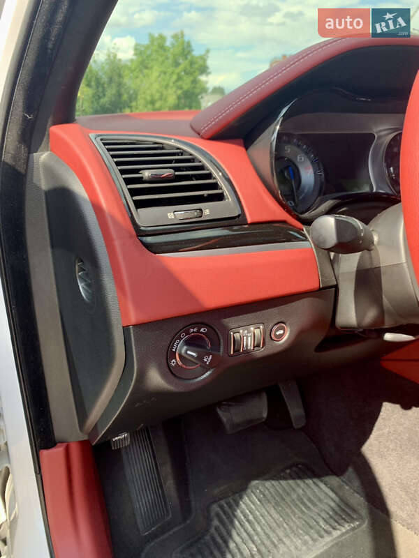 Седан Chrysler 300 S 2018 в Тернополе фото 55 Седан Chrysler 300 S 2018 в Тернополе