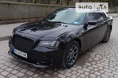 Седан Chrysler 300 S 2015 в 