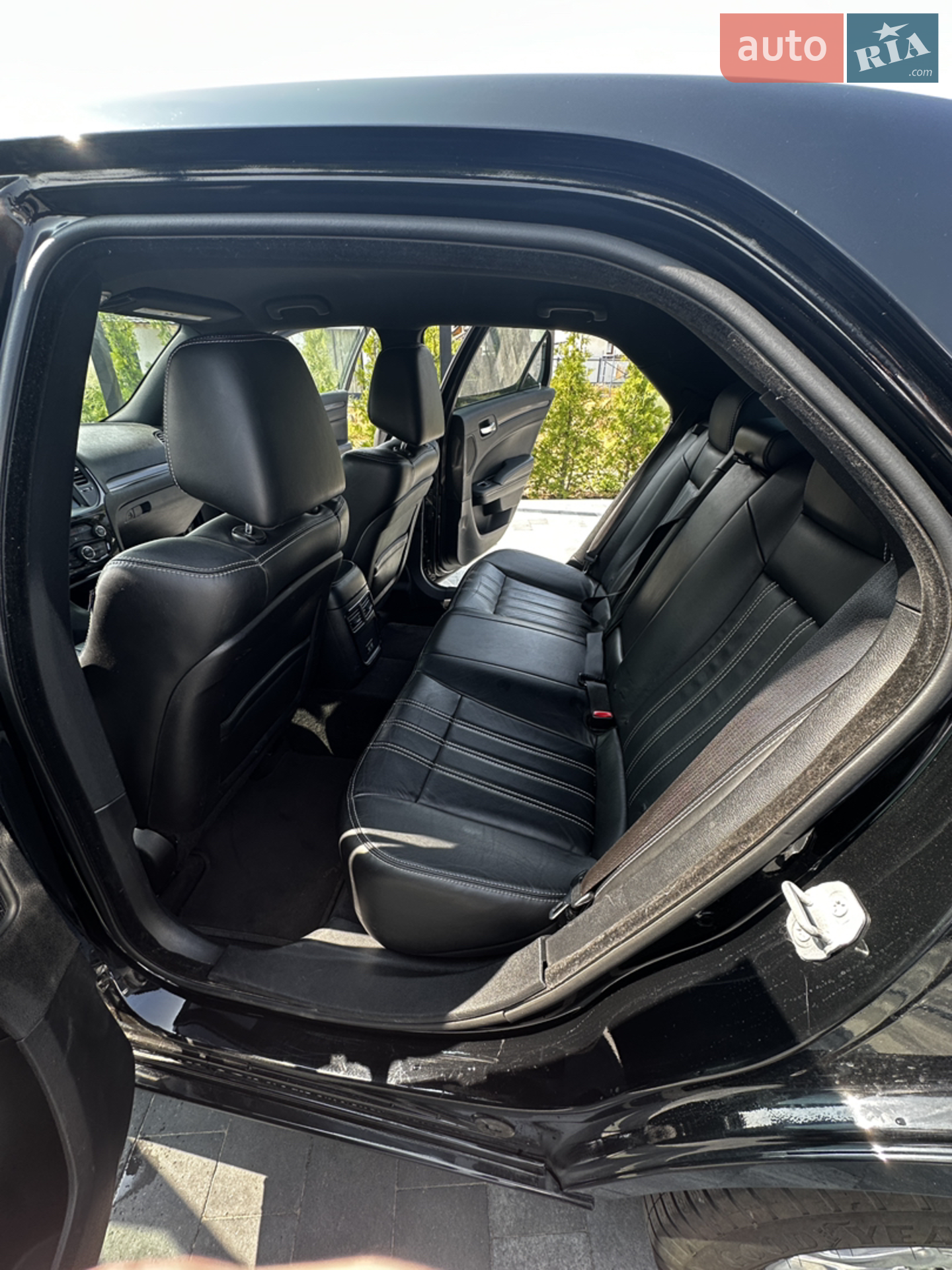 2015 Chrysler 300 - мініатюра 17