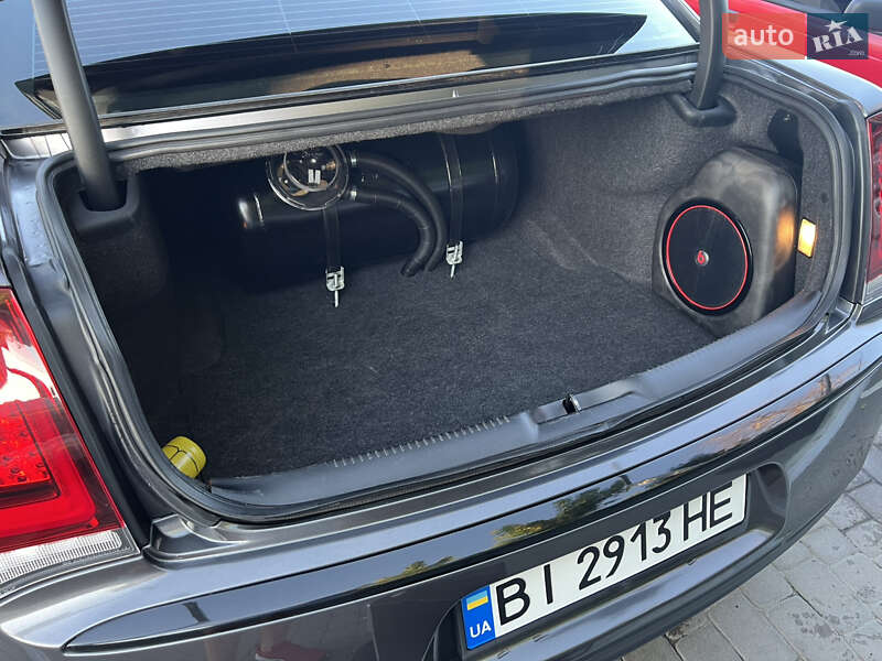 Седан Chrysler 300 S 2015 в Харькове