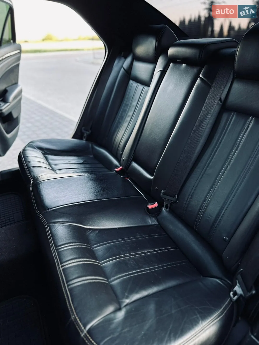 2018 Chrysler 300 - мініатюра 13