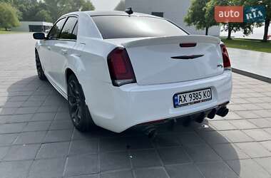 Седан Chrysler 300 2016 в Кременчуге