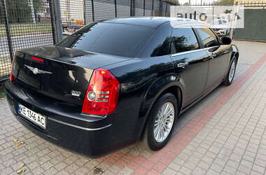 Седан Chrysler 300 2010 в Запорожье