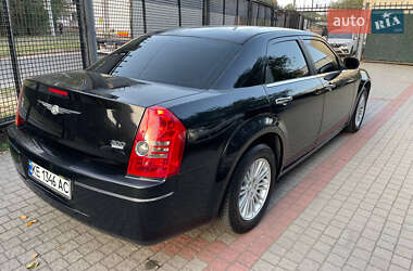 Седан Chrysler 300 2010 в Запорожье