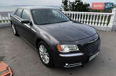 Седан Chrysler 300 2014 в 