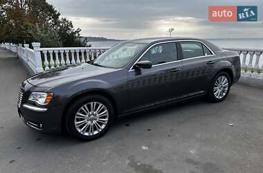 Седан Chrysler 300 2014 в 