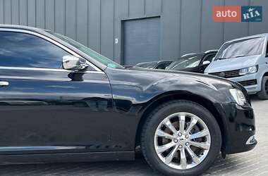 Седан Chrysler 300 2018 в 