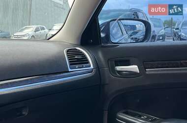 Седан Chrysler 300 2018 в 