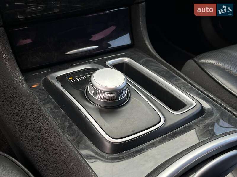 Седан Chrysler 300 2018 в Києві
