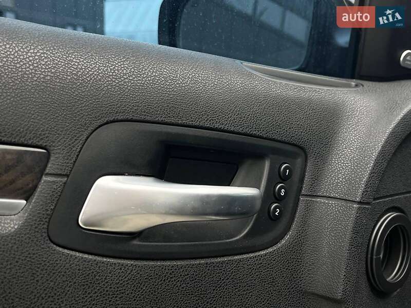 Седан Chrysler 300 2018 в Києві