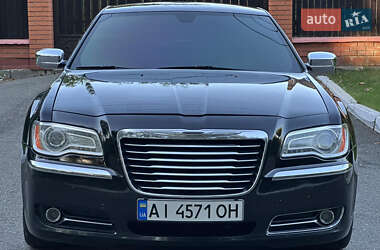 Седан Chrysler 300 2012 в 