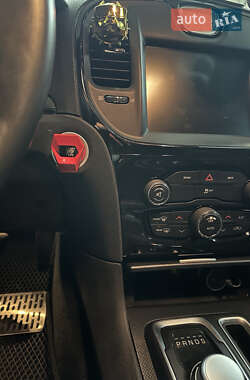 Седан Chrysler 300 2016 в 