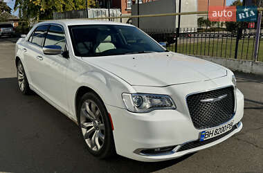 Седан Chrysler 300 2018 в Білгороді-Дністровському
