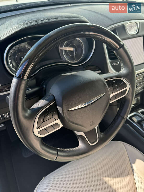 Седан Chrysler 300 2018 в Белгороде-Днестровском