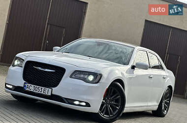 Седан Chrysler 300 2017 в Владимире