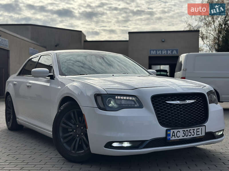 Седан Chrysler 300 2017 в Владимире фото 38 Седан Chrysler 300 2017 в Владимире