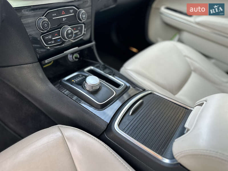Седан Chrysler 300 2017 в Владимире фото 51 Седан Chrysler 300 2017 в Владимире