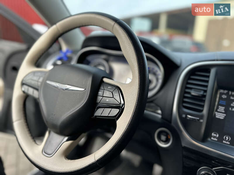 Седан Chrysler 300 2017 в Владимире фото 54 Седан Chrysler 300 2017 в Владимире