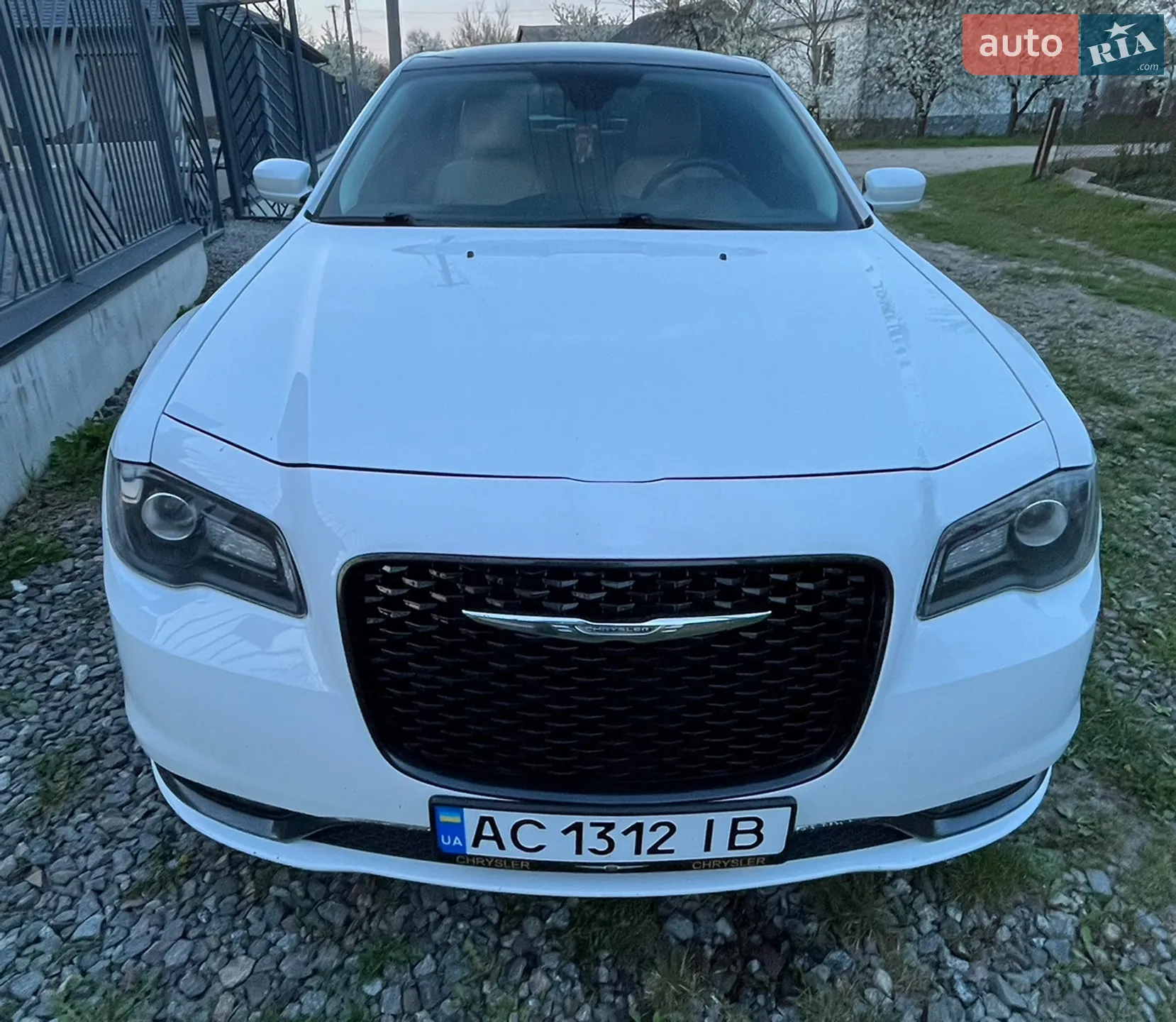 2017 Chrysler 300 - мініатюра 2