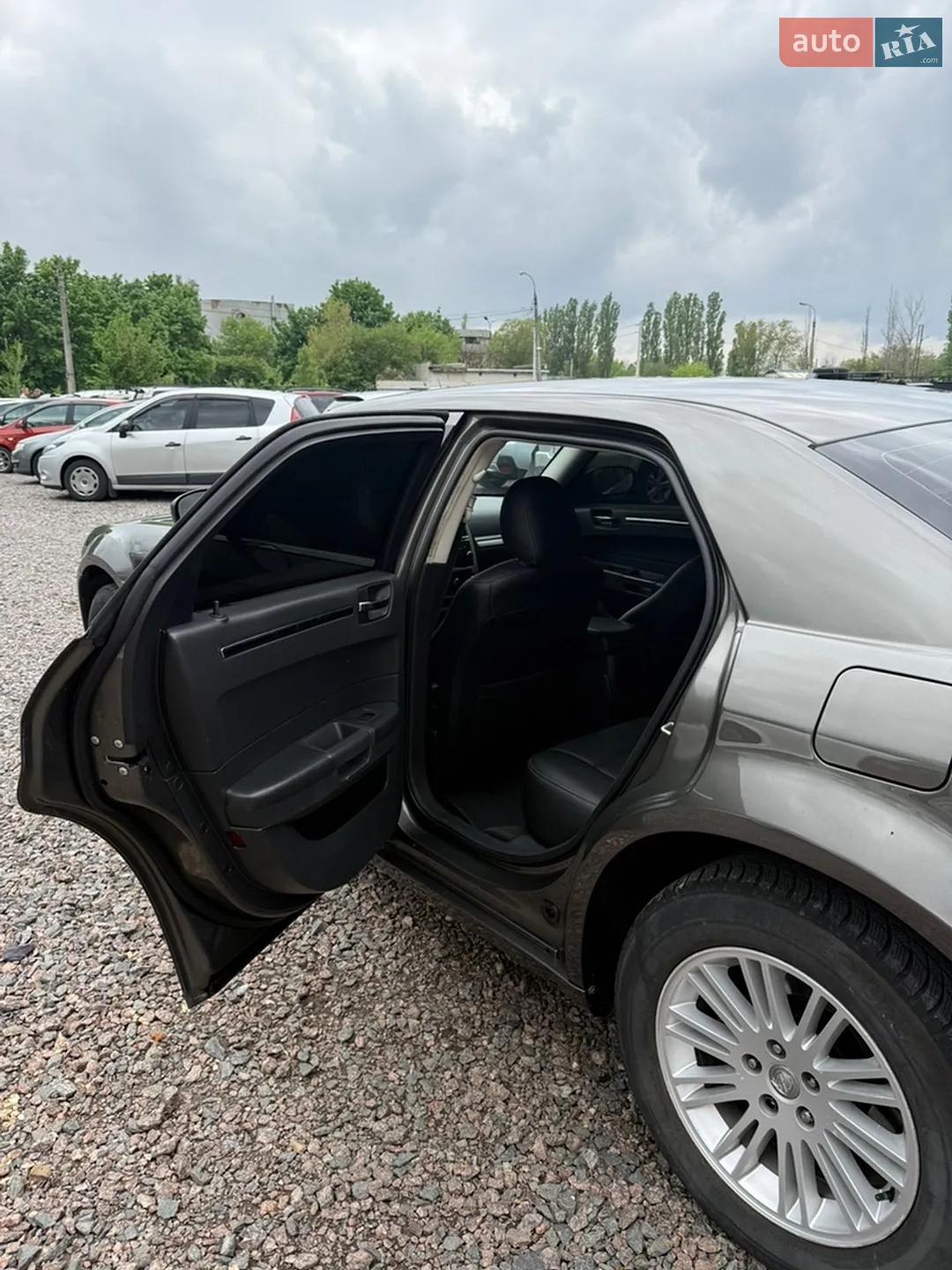 2010 Chrysler 300 - мініатюра 14