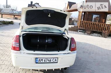 Седан Chrysler 300C 2006 в Житомире