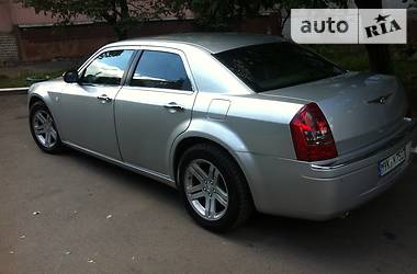 Седан Chrysler 300C 2008 в Днепре