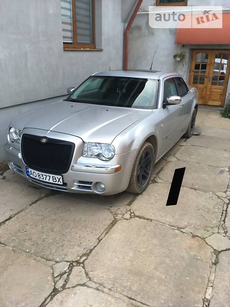 Седан Chrysler 300C 2007 в 