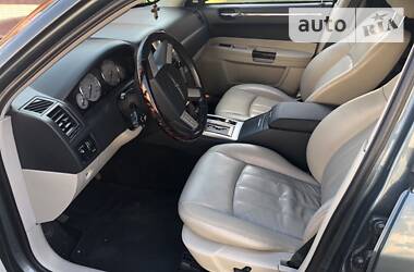 Седан Chrysler 300C 2006 в 