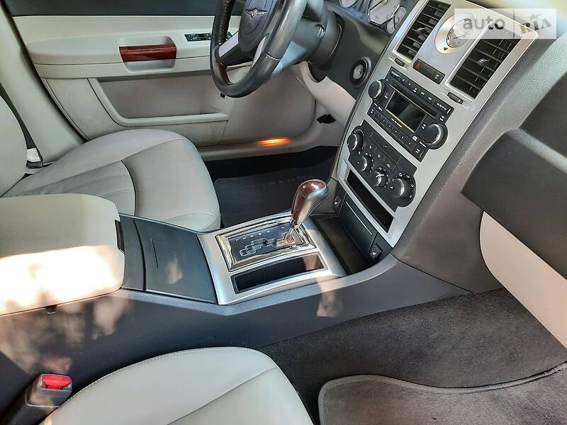 Седан Chrysler 300C 2006 в Смілі фото 32 Седан Chrysler 300C 2006 в Смілі