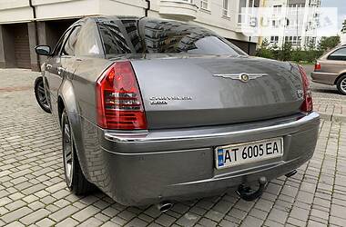 Седан Chrysler 300C 2006 в 