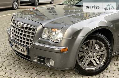 Седан Chrysler 300C 2006 в 
