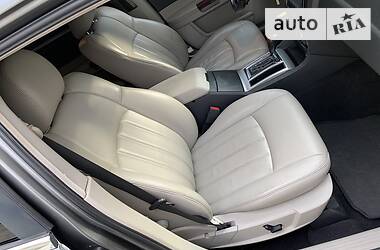 Седан Chrysler 300C 2006 в 