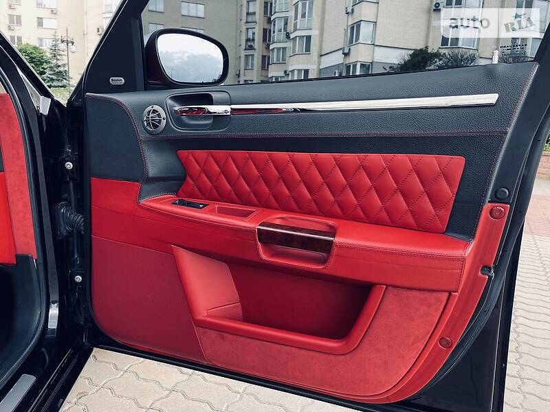 Седан Chrysler 300C 2006 в Києві