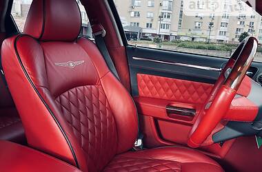 Седан Chrysler 300C 2005 в 
