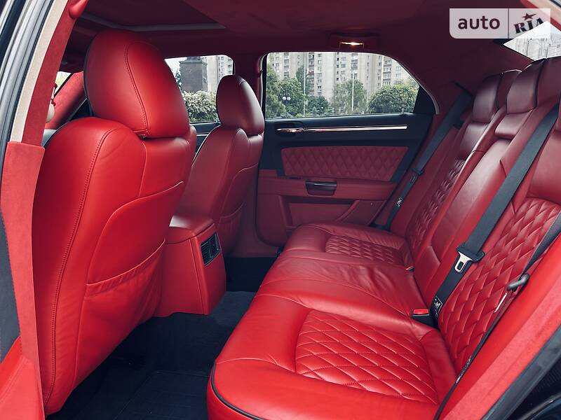 Седан Chrysler 300C 2006 в Києві
