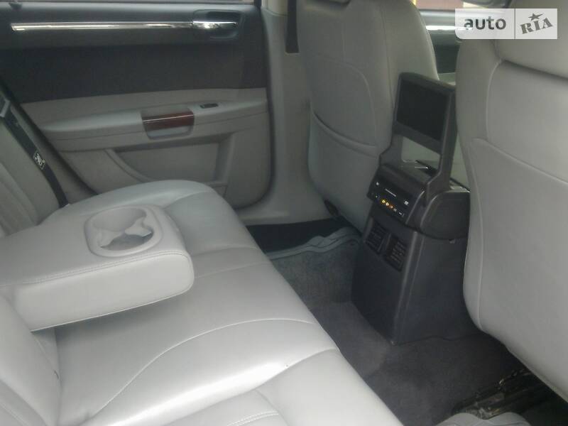 Седан Chrysler 300C 2005 в Николаеве фото 8 Седан Chrysler 300C 2005 в Николаеве