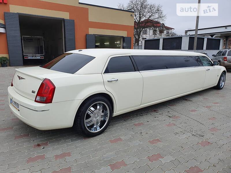 Седан Chrysler 300C 2007 в Черновцах фото 4 Седан Chrysler 300C 2007 в Черновцах