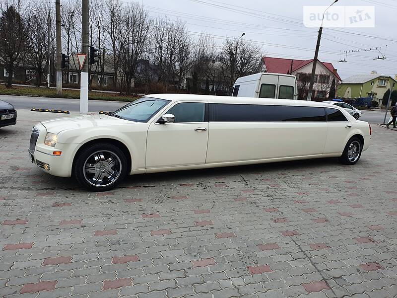 Седан Chrysler 300C 2007 в Черновцах фото 2 Седан Chrysler 300C 2007 в Черновцах