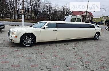 Седан Chrysler 300C 2007 в 