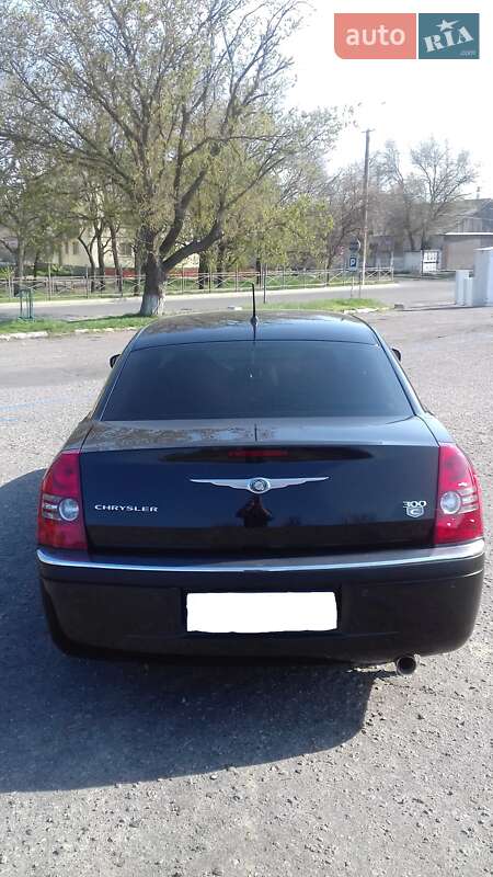 Седан Chrysler 300C 2008 в Одессе