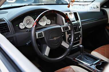 Седан Chrysler 300C 2008 в 