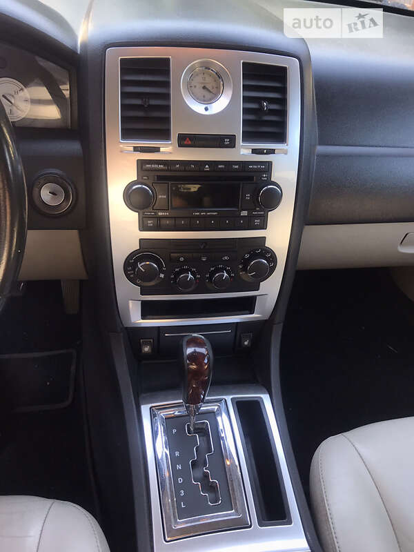 Седан Chrysler 300C 2006 в Хмельницькому