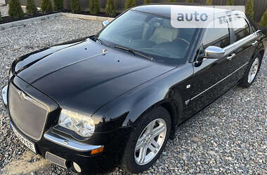 Седан Chrysler 300C 2007 в Бучі