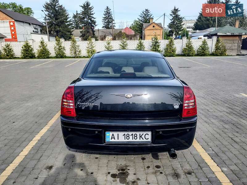 Седан Chrysler 300C 2006 в Білій Церкві